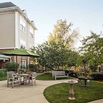 Image of Atria Park of Glen Ellyn (2)