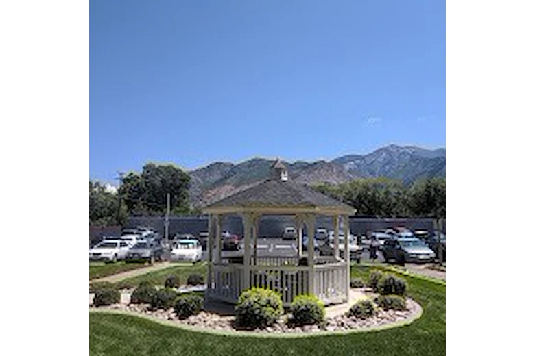 Image of Fellowship Manor (2)