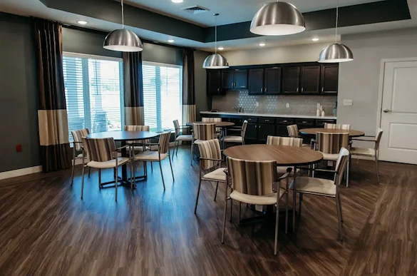 Image of Shelby Farms Senior Living (4)