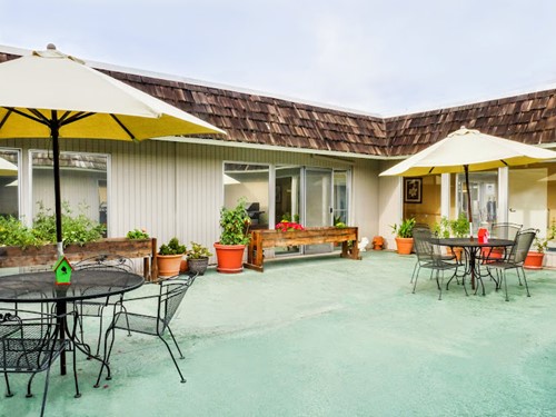 Image of Gilroy Healthcare & Rehabilitation Center (5)