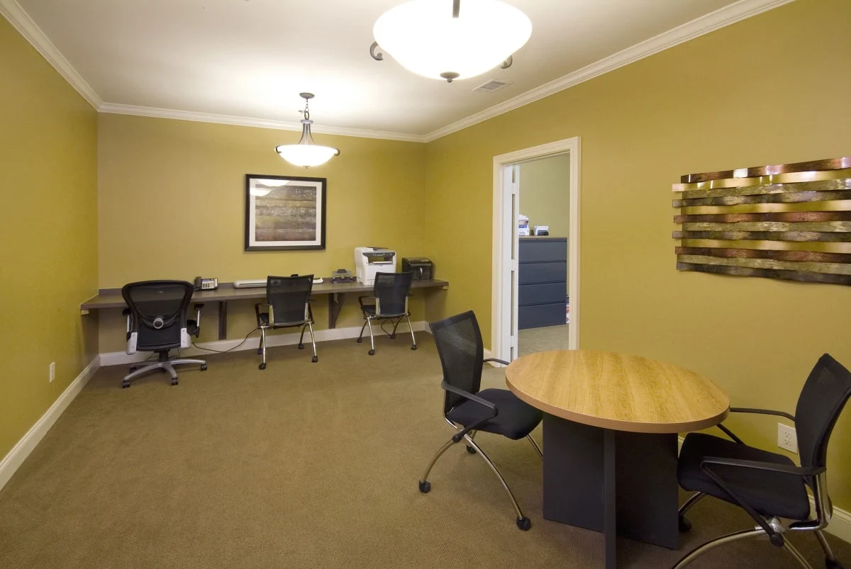 Image of Thornbury Pointe (6)