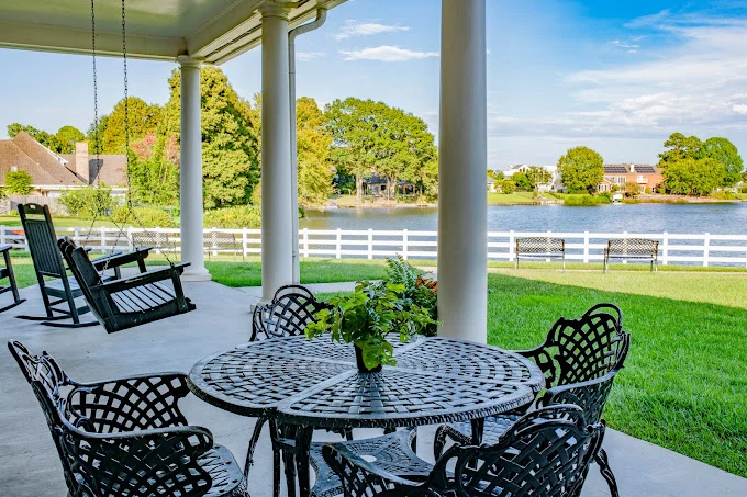 Image of Lake Sherwood Village (6)