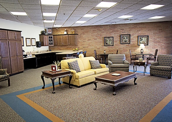 Image of Wayne Manor Assisted Living (2)