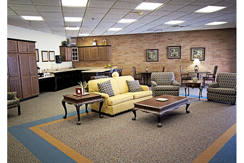 Image of Wayne Manor Assisted Living (2)