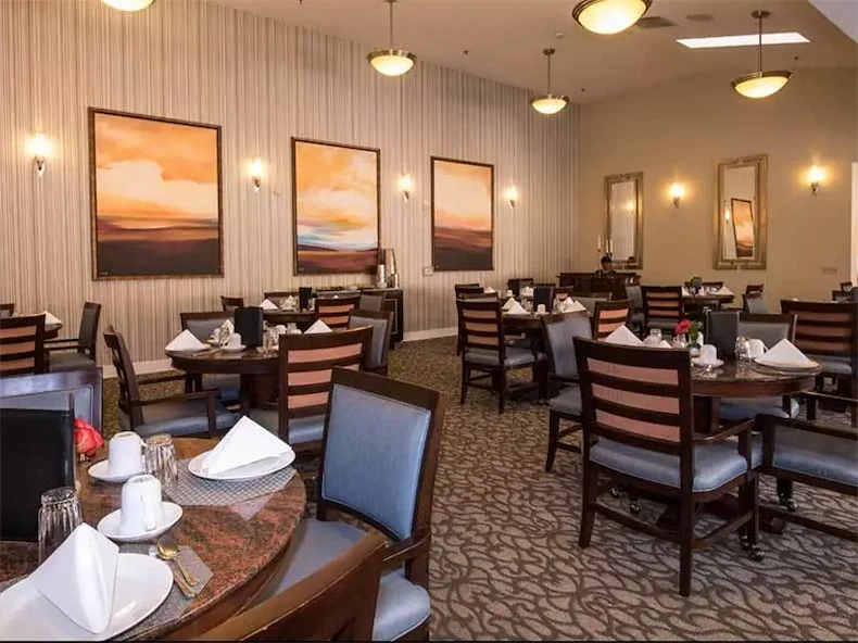 Image of Meadow Oaks of Roseville (5)