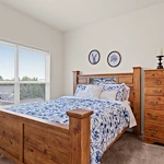 Image of Vineyard Park of South Hills (6)