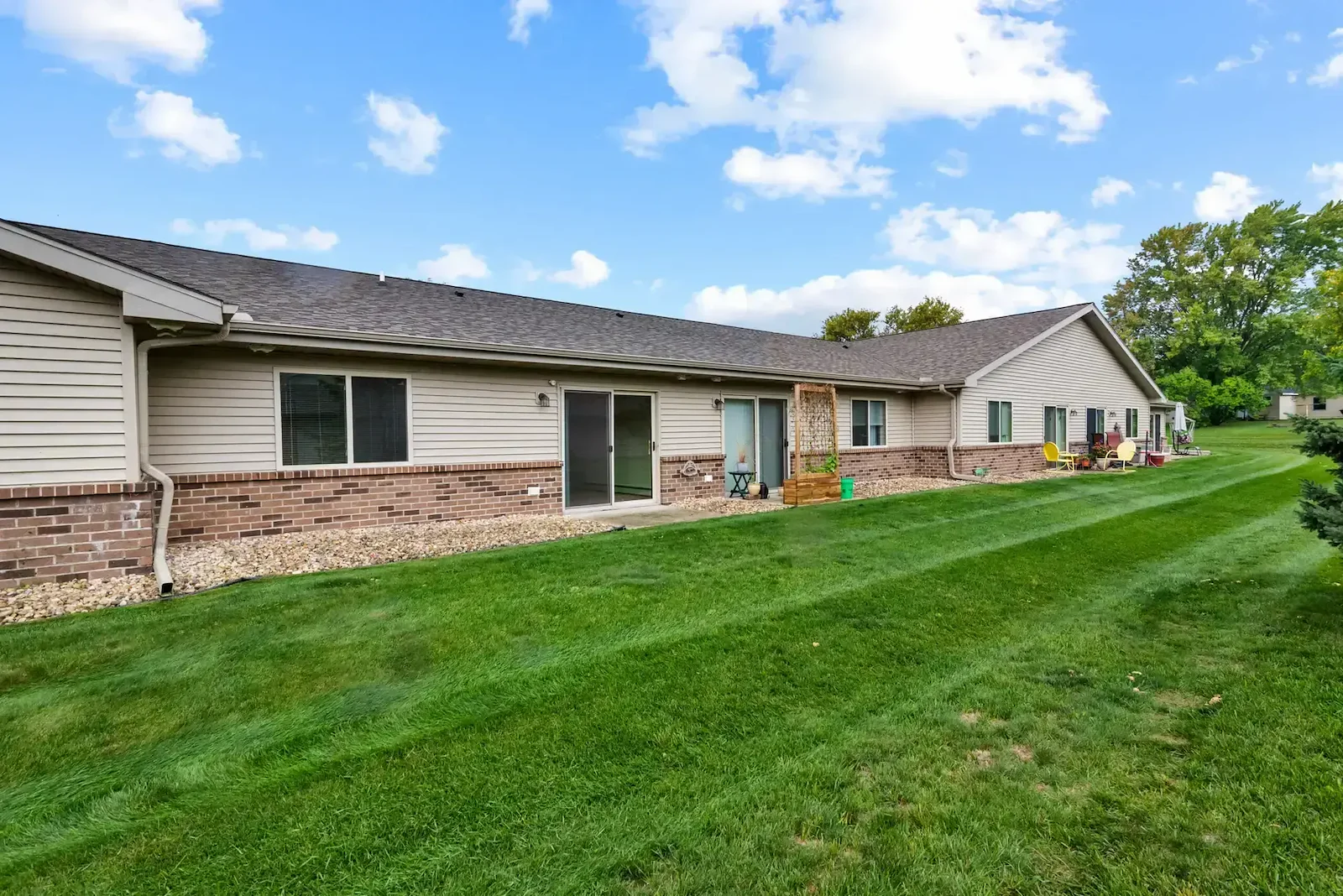 Image of Tamarack Gardens (10)