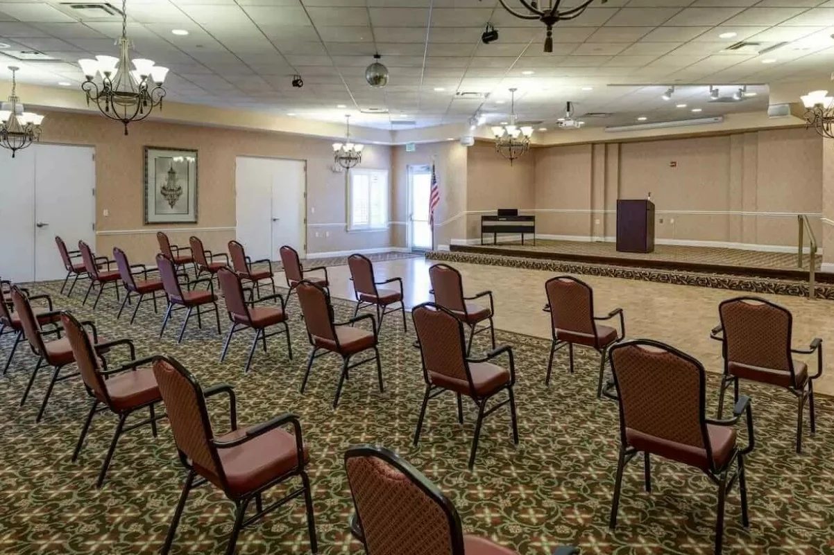 Image of Aston Gardens at Sun City Center (5)