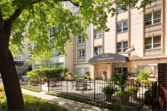 Image of Warren Barr Lincoln Park (1)