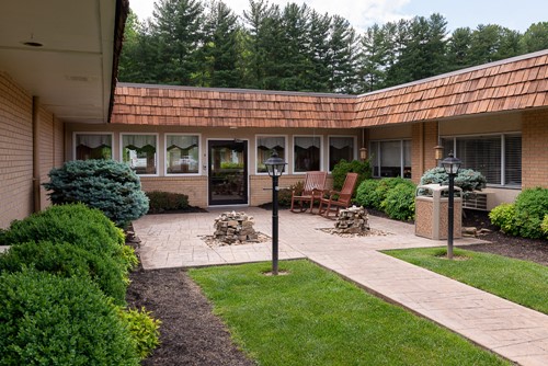 Image of Life Care Center Of Greeneville (2)
