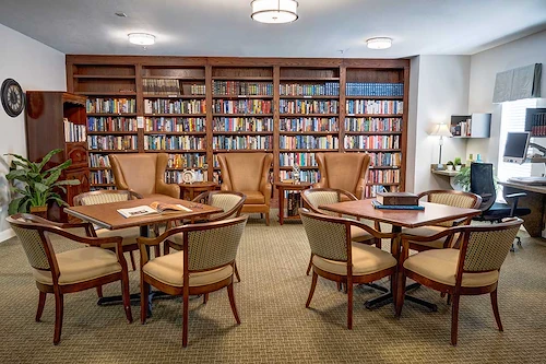 Image of Ridgmar Place (6)