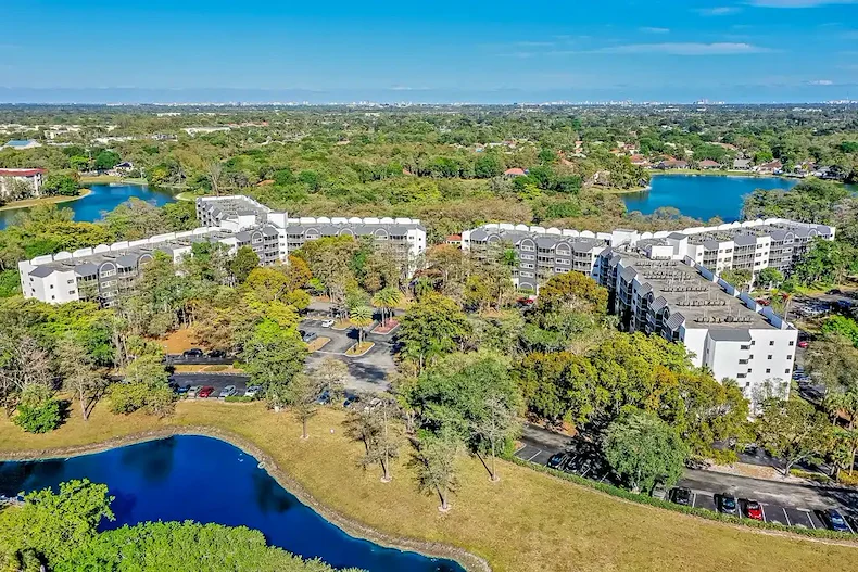 Image of Park Tower 55+ Active Adult Living (1)