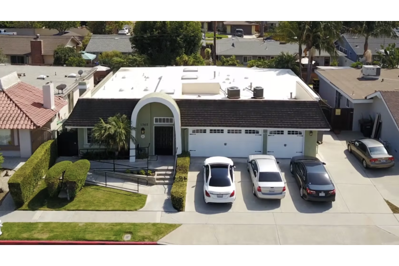 Image of Alzheimer's Orange County - Cottage 17 (1)