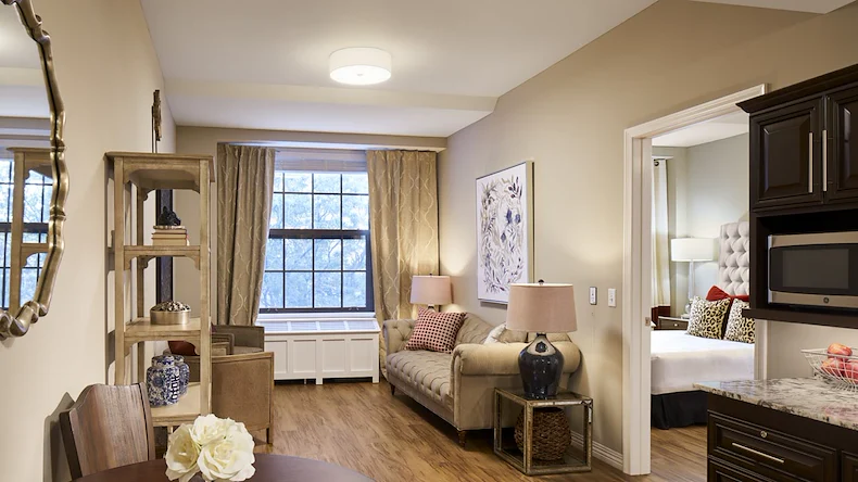 Image of Belmont Village Lincoln Park (9)