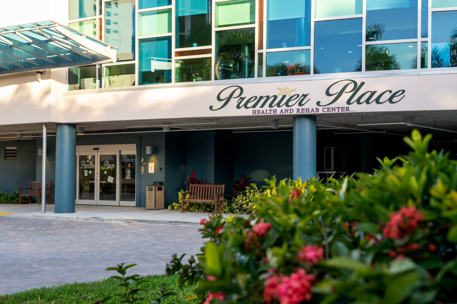 Image of Premier Place At The Glenview (2)