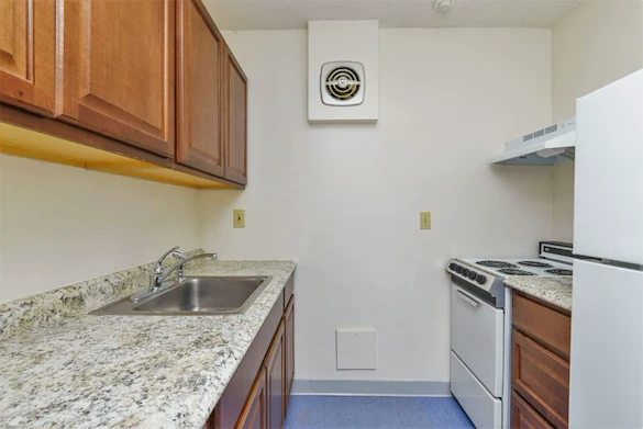 Image of Lakeview Arms (6)