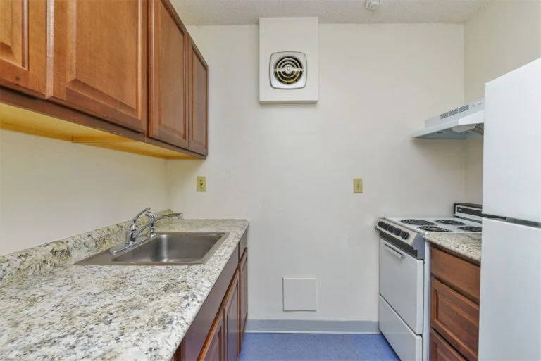 Image of Lakeview Arms (6)