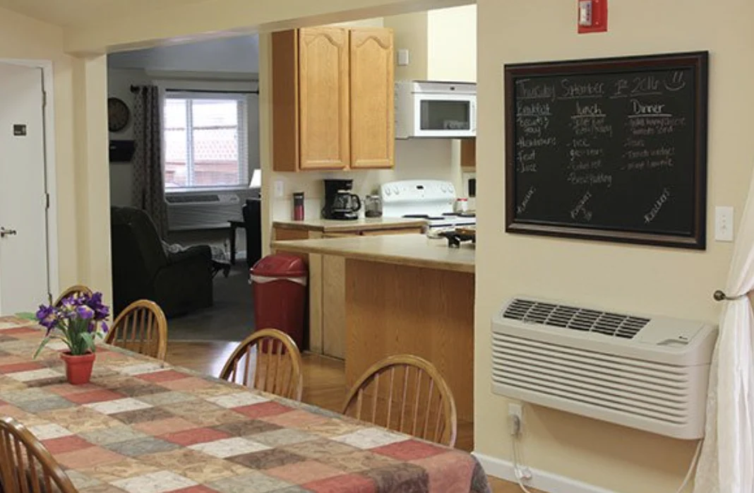 Image of Ashley Manor - Sage 1 (5)