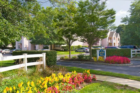 Image of Greenview Village (7)