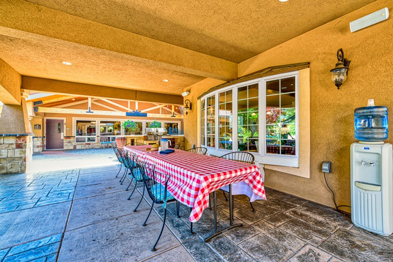 Image of Courtyard at Coeur d'Alene (4)