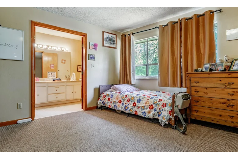 Image of Cheyenne Home (6)