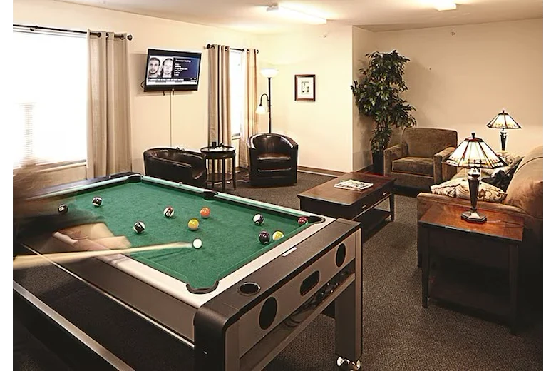 Image of Glenwood Square Senior Apartments (7)