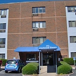 Image of Crestwood Towers (1)