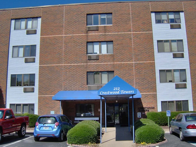 Image of Crestwood Towers (1)