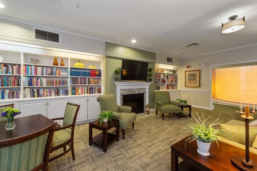 Image of Sycamore Manor (5)