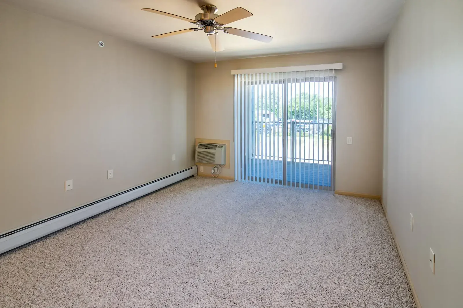 Image of Cedar Glen Senior Apartments (8)