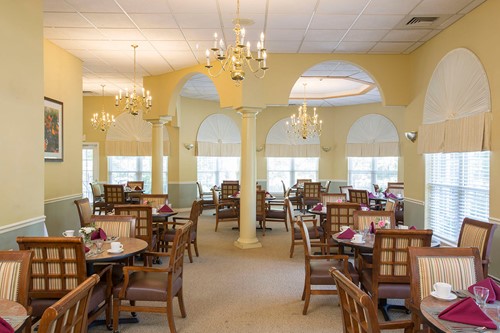 Image of Benchmark Senior Living at Nashua Crossing (3)