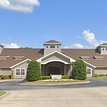 Image of East Glen Health & Rehab (2)