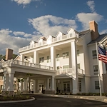 Image of Ashleigh at Lansdowne (1)