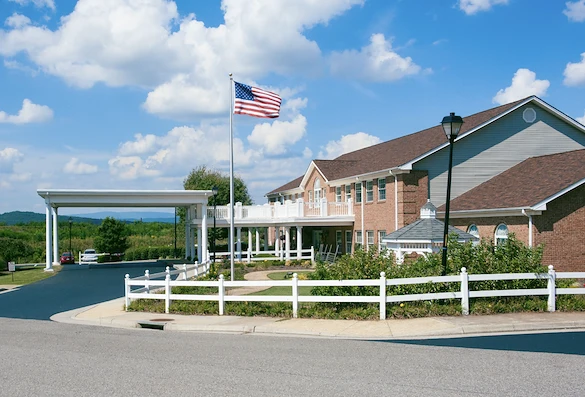 Image of Commonwealth Senior Living at Christiansburg (2)