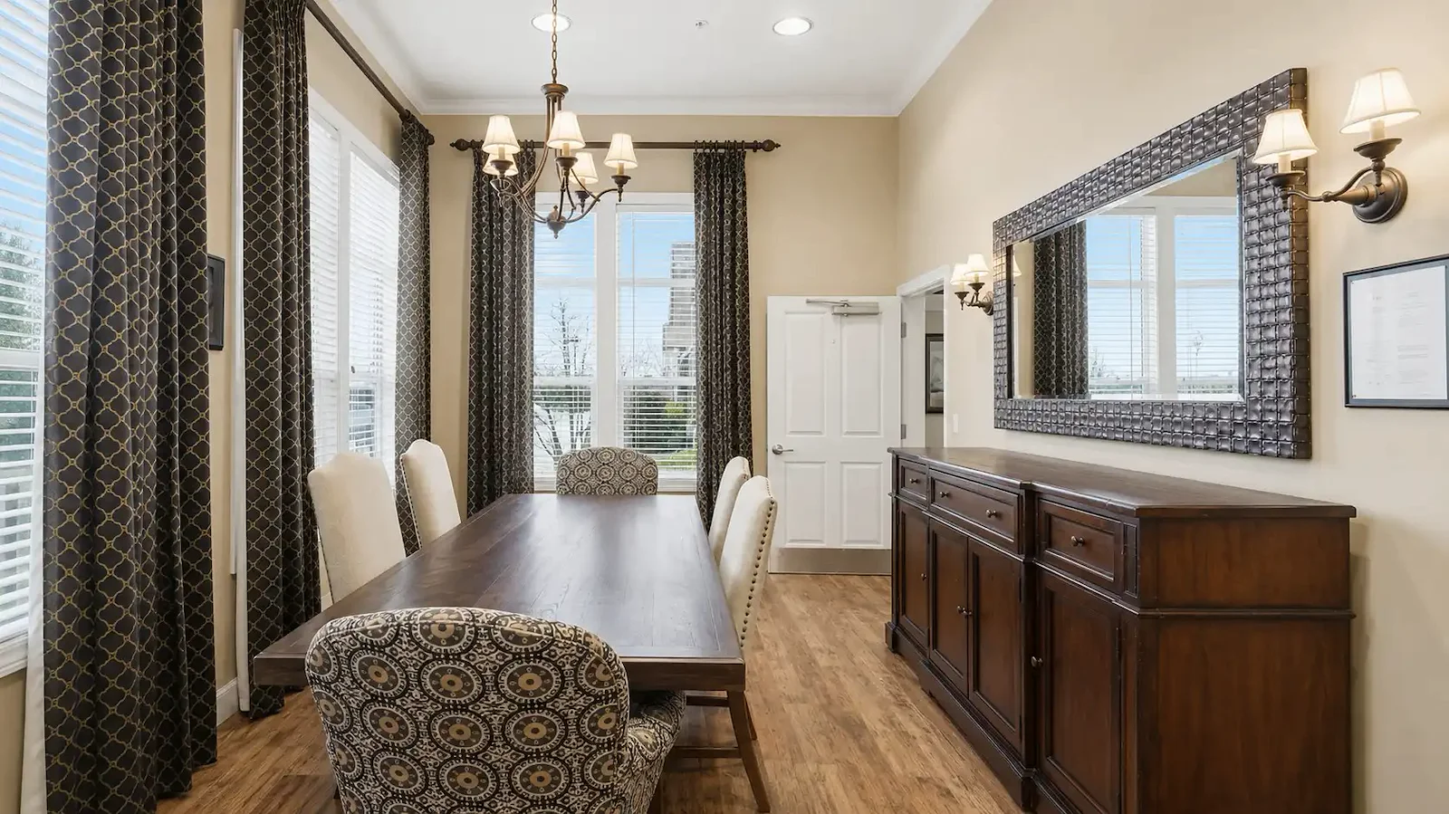 Image of Eden Vista Beachwood (6)