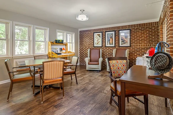 Image of Brookdale Mount Vernon Drive (5)