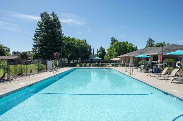 Image of Castle Vista Senior Community (10)