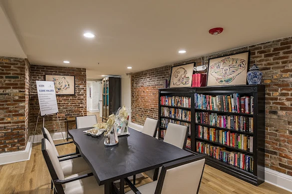 Image of The Suites at Algiers Point (5)