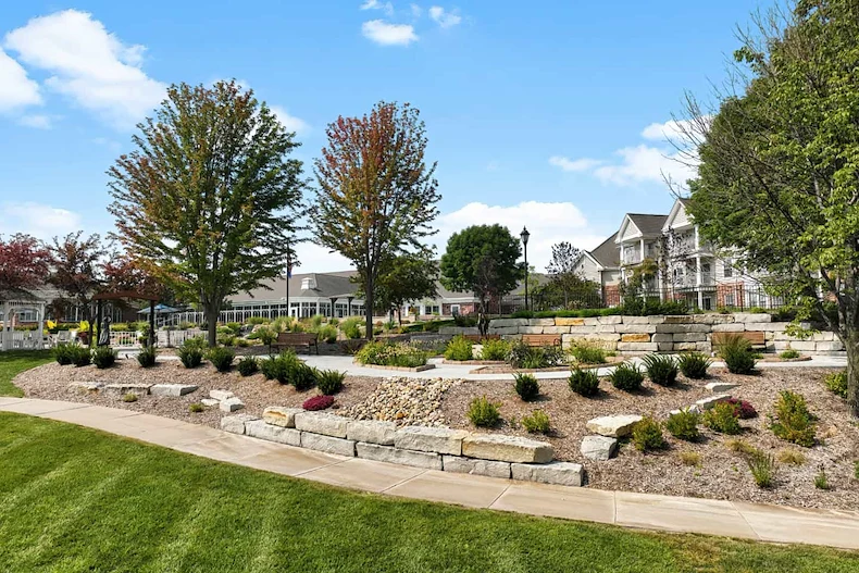 Image of Lakeside (3)