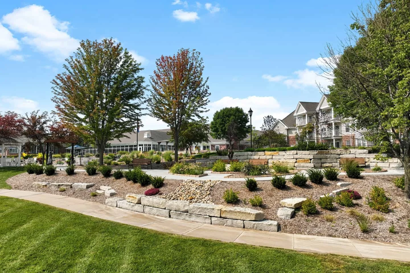 Image of Lakeside (3)