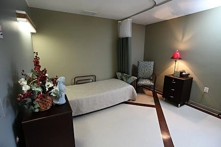 Image of Allure Of Moline (5)