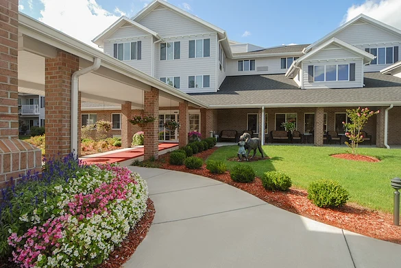 Colonial Harbor Gracious Retirement Living Hawthorn Senior Independent Living in Yorktown, Virginia front exterior