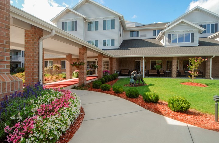 Image of Colonial Harbor Gracious Retirement Living (2)