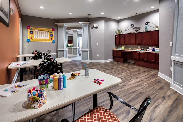 Image of River Oaks (6)