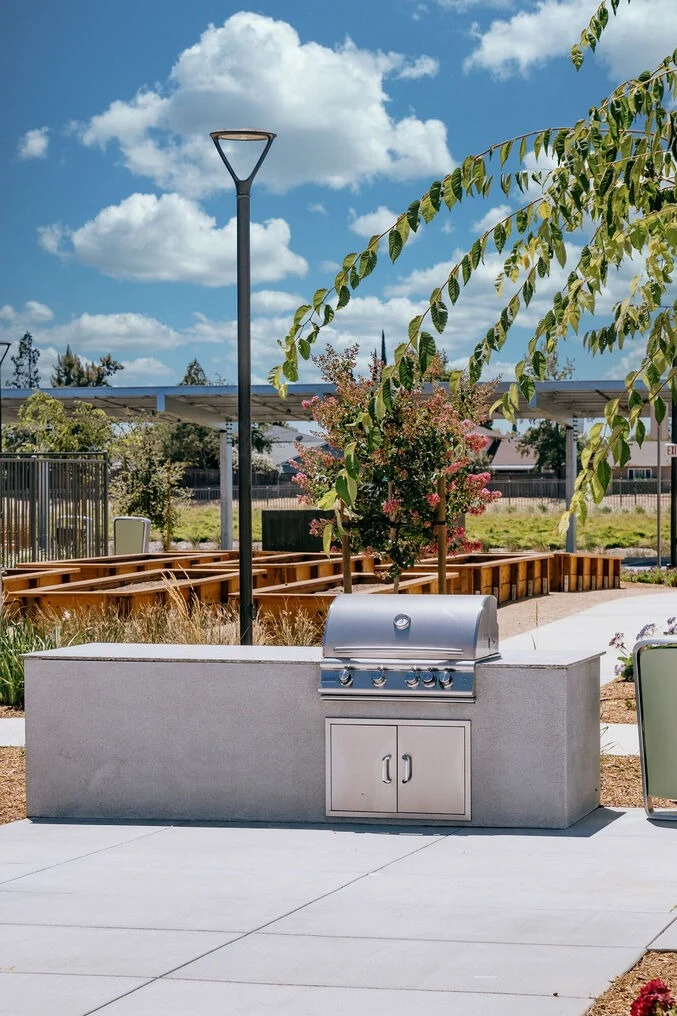 Image of Twin Oaks Senior (7)