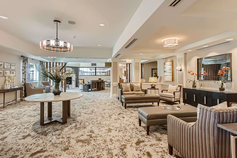 Image of Clermont Park Senior Living (2)