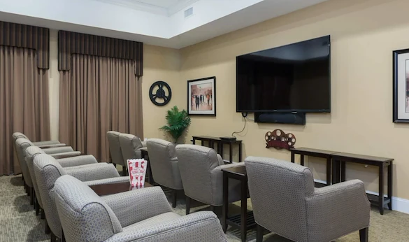 Image of Lombard Place Senior Living (4)