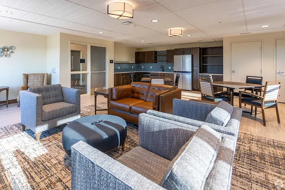 Image of Forty-Forty Flats (5)