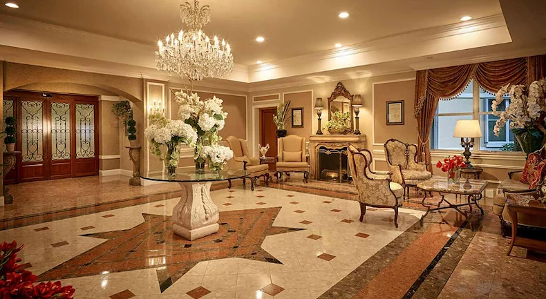 Image of The Palace Renaissance (2)