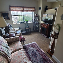 Assisted Living - Living Room